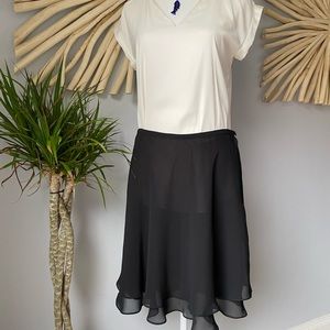 EXPRESS - Black double layered skirt - size M